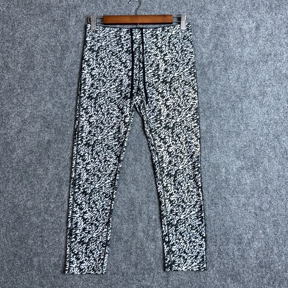 Nike Dri-Fit Leggings Women's Small Black White Abstract Graphic Pattern Gym